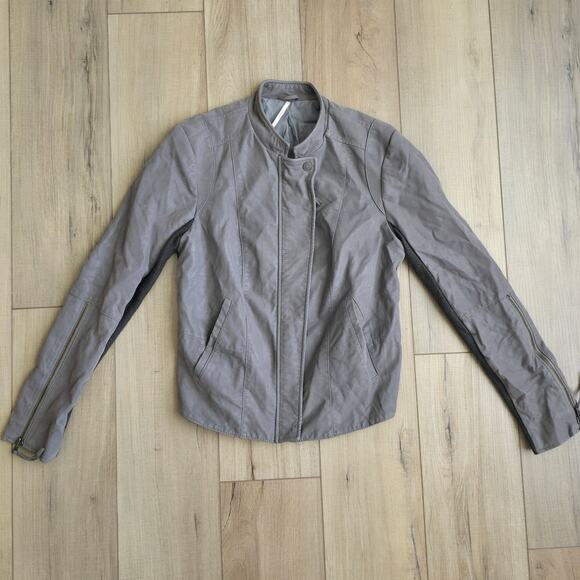 Free People Gray Faux Vegan Leather Zip Up Moto Jacket Women Sz 10 - Picture 13 of 16